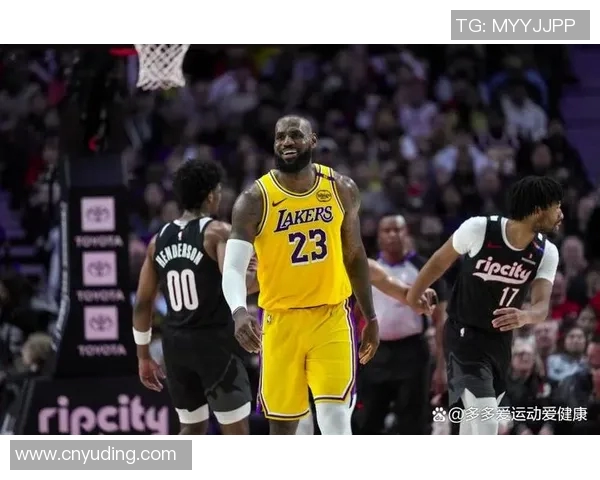 詹姆斯砍下40分助湖人逆转火箭 詹姆斯砍下40分助湖人逆转火箭