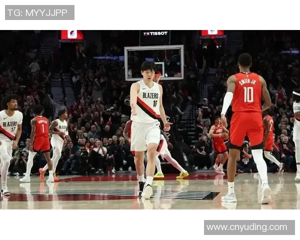 开拓者主帅赞扬球队团结精神，力争战胜对手